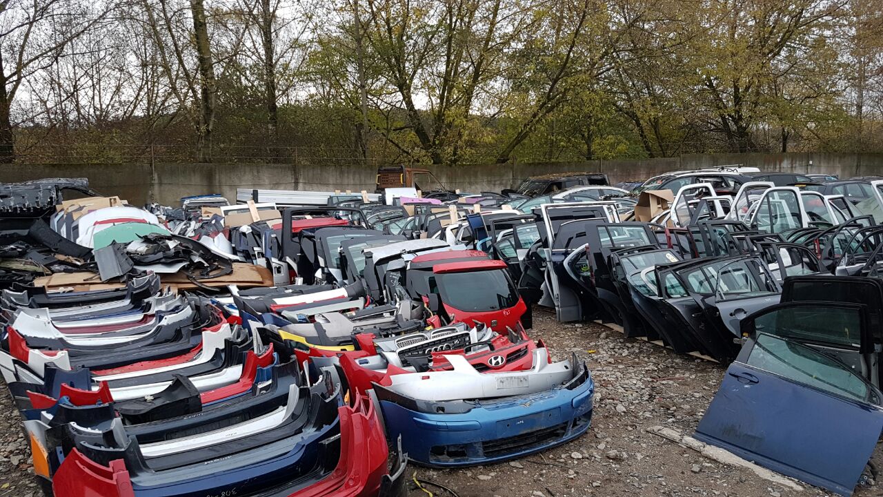 Продажа автозапчастей с разбора в Санкт-Петербурге razbor3